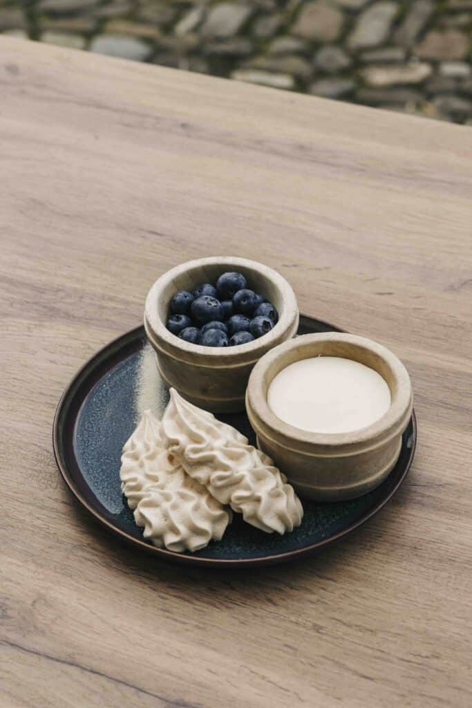 meringues crème myrtilles 4