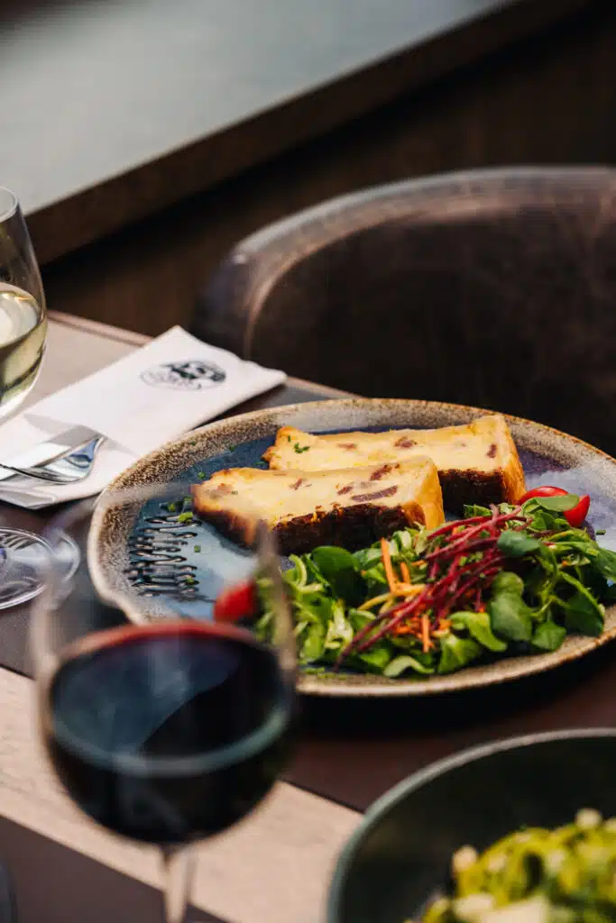 Quiche gruyèrienne au restaurant Le Saint Georges à Gruyères